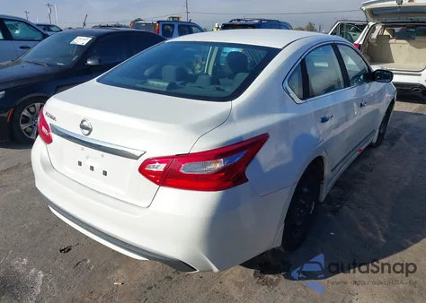 2016 Nissan Altima 2.5 S z USA, uszkodzony, nr VIN 1N4AL3AP1GC113222